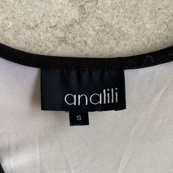 Analili romper - Picture 6 of 12